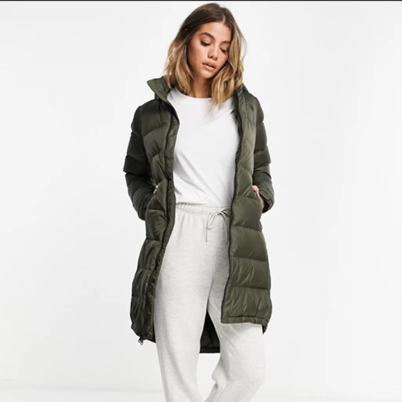 The North Face Women’s Metropolis Parka - Picture 4 of 7